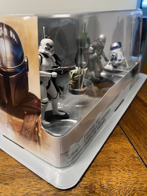 Disney Star Wars The Mandalorian Deluxe Figurine Playset