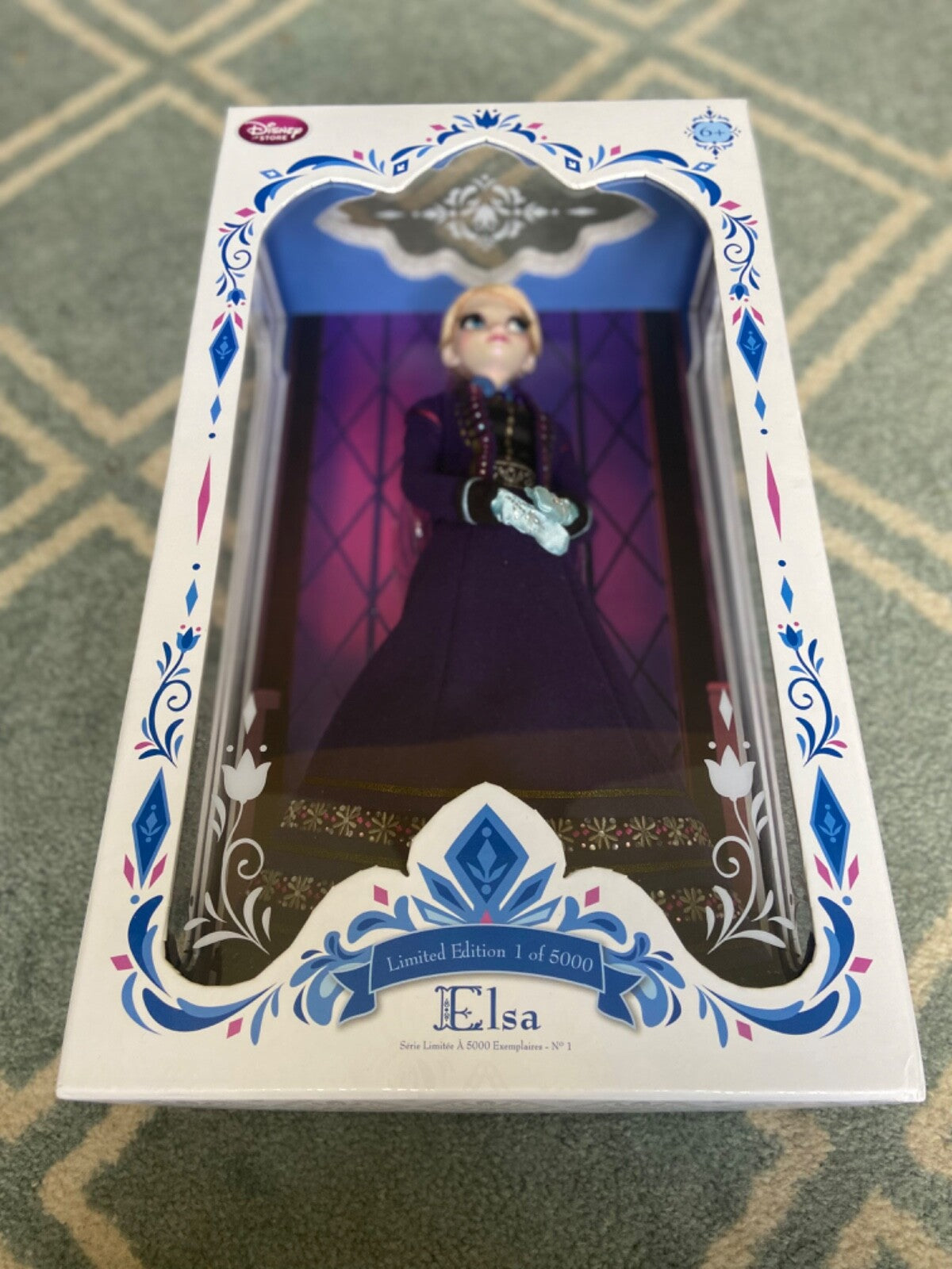 DISNEY FROZEN REGAL ELSA DOLL LIMITED EDITION OF 5000 NIB 17" NIB