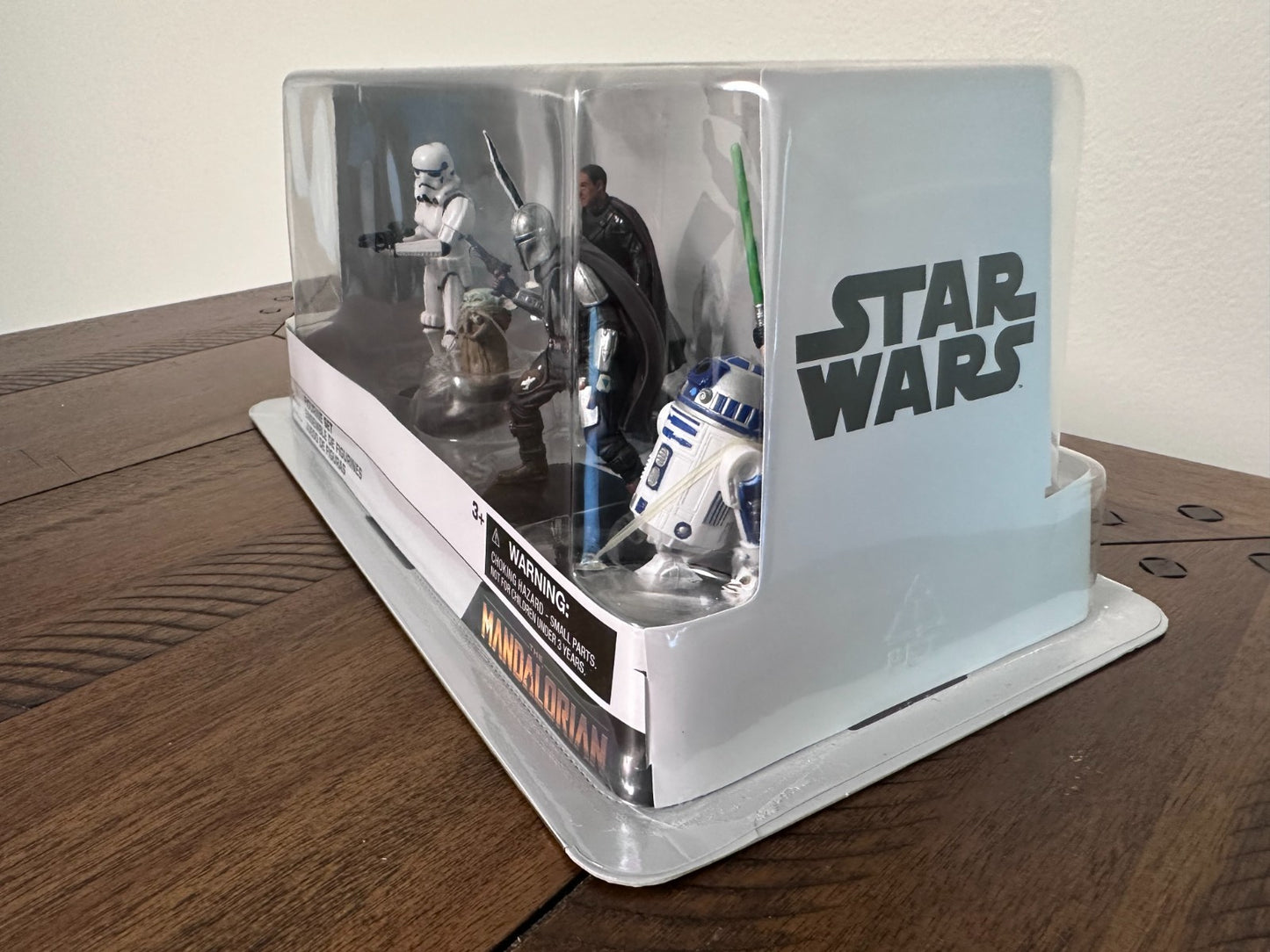 Disney Star Wars The Mandalorian Deluxe Figurine Playset