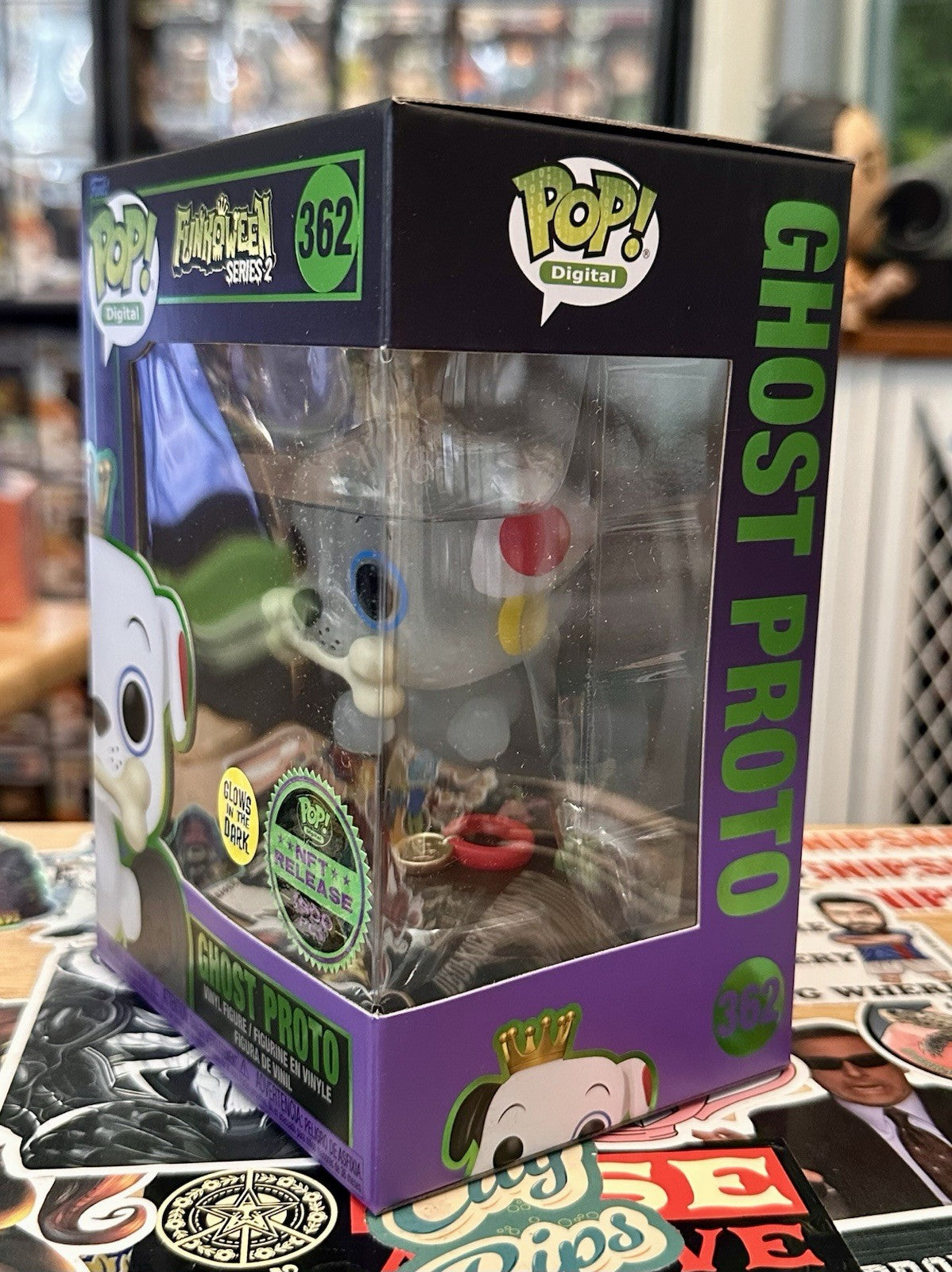 Funko Pop! Digital #362 Funkoween Ghost Proto Legendary LE 1,900 + Protector