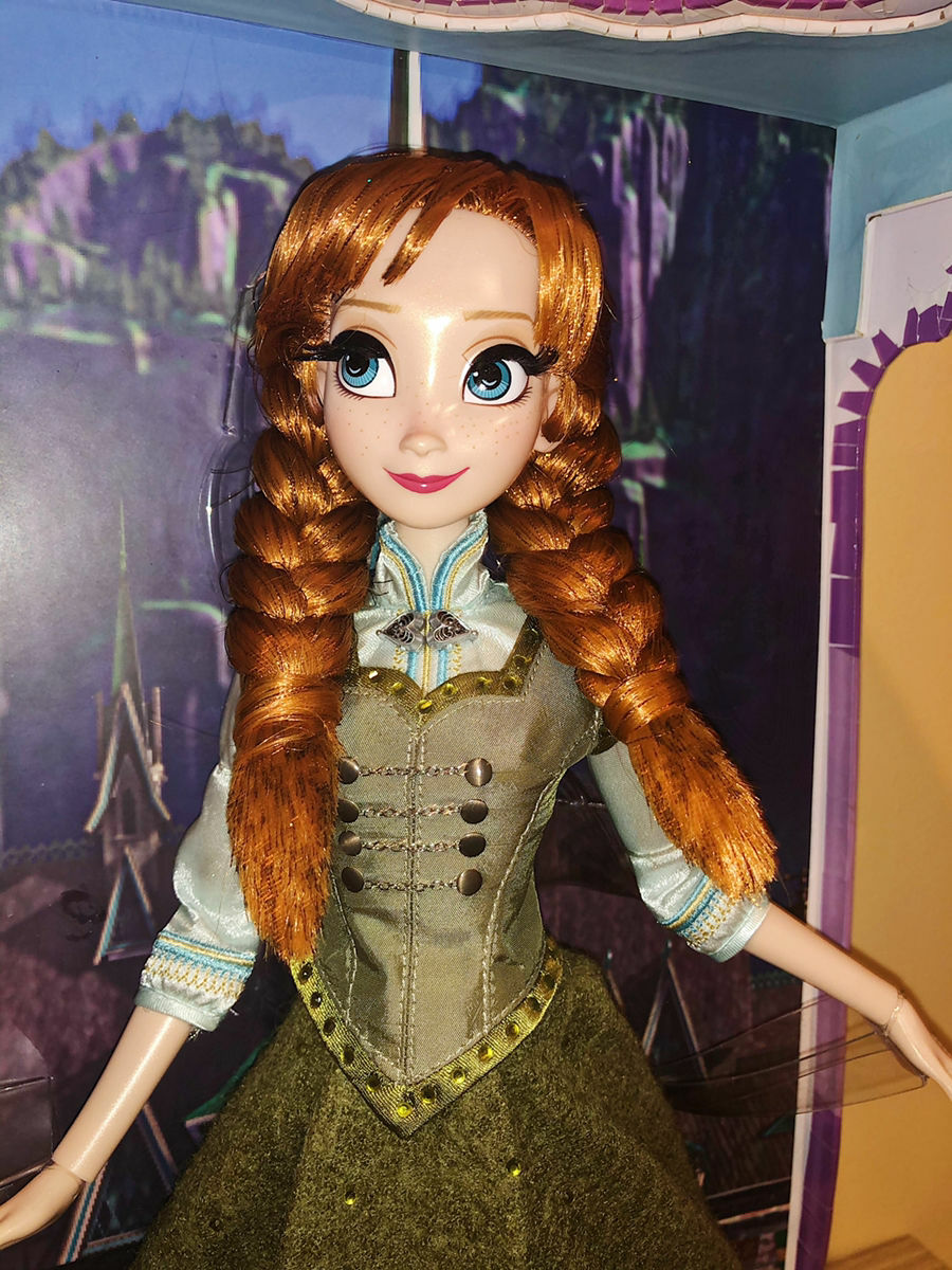 Disney Store Anna Regal Limited Edition Frozen 17" Doll