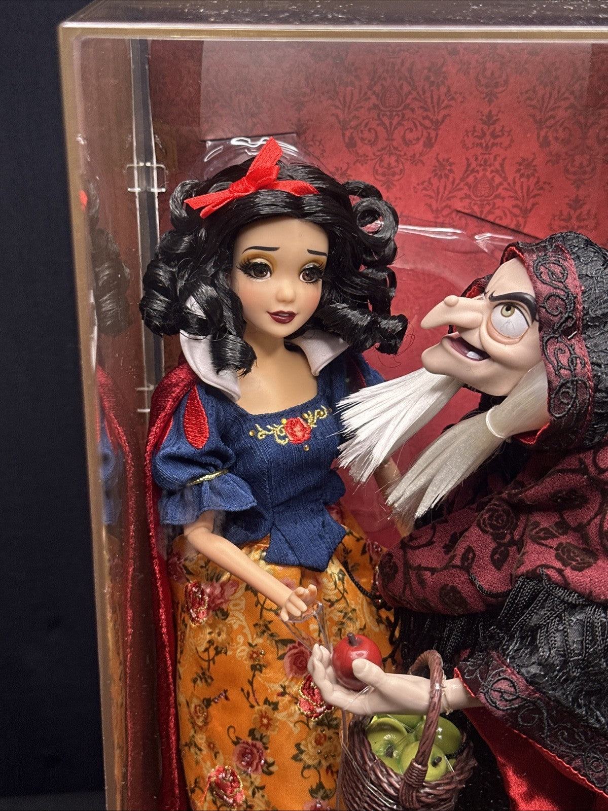 Disney Designer Limited Edition Snow White And The Witch Hag Doll