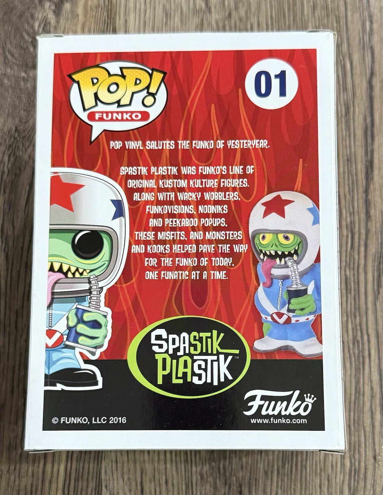 Funko Pop! Amazing Carlos #01 2016 SDCC Con Exclusive (LE 3000) w/ Protector