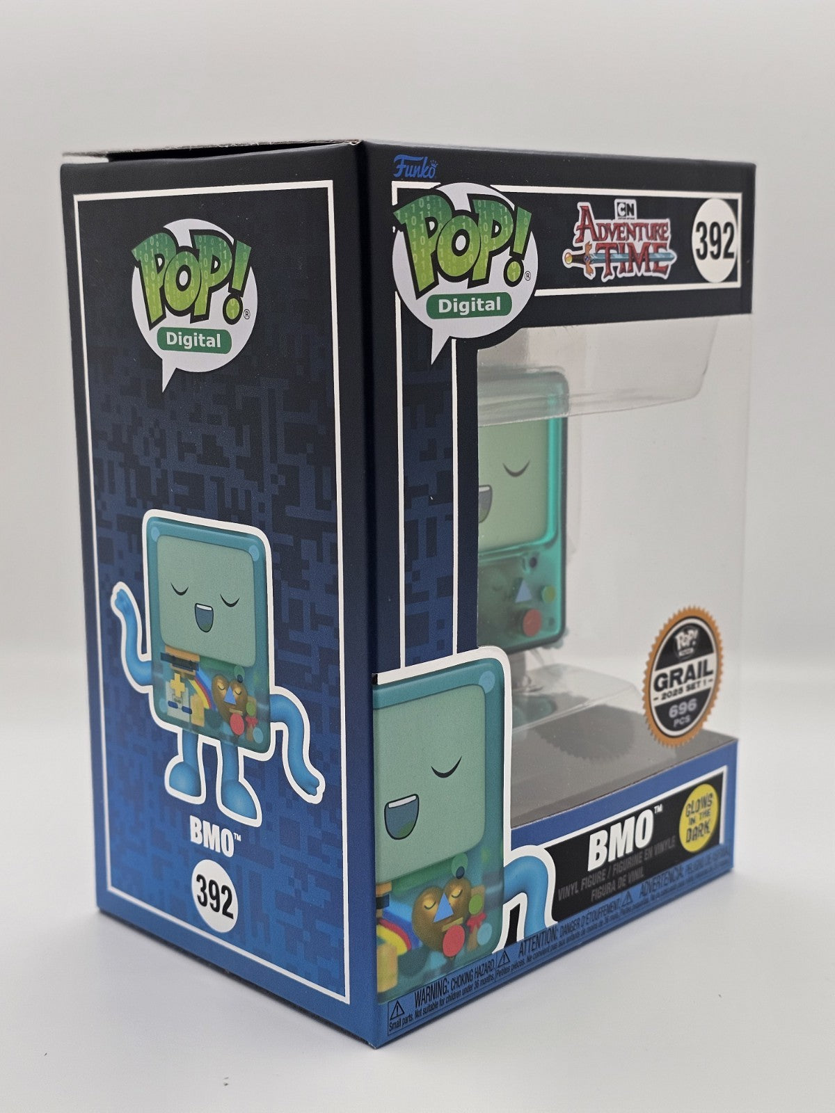Funko Pop! Digital #392 Adventure Time S2 BMO Grail LE 696 + Pop shield Armor