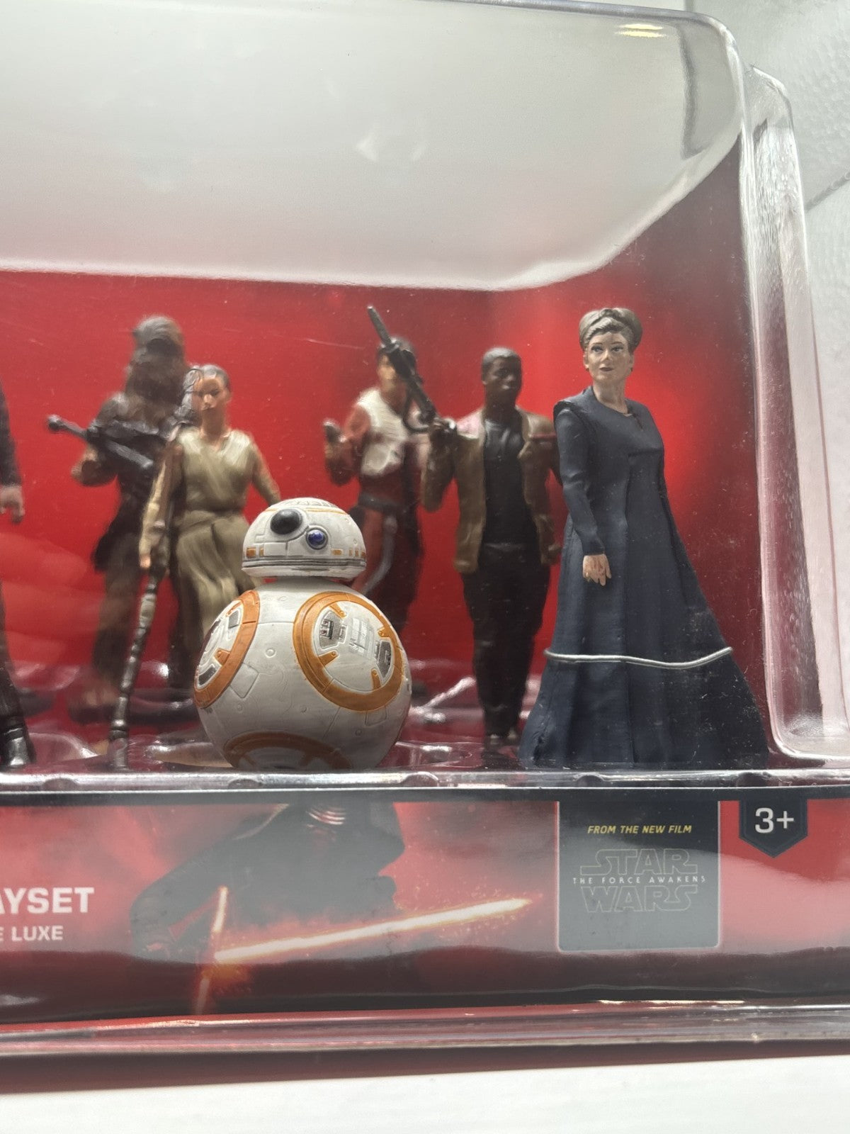 Star Wars The Force Awakens Deluxe Figurine Playset 10 Disney Store BRAND NEW