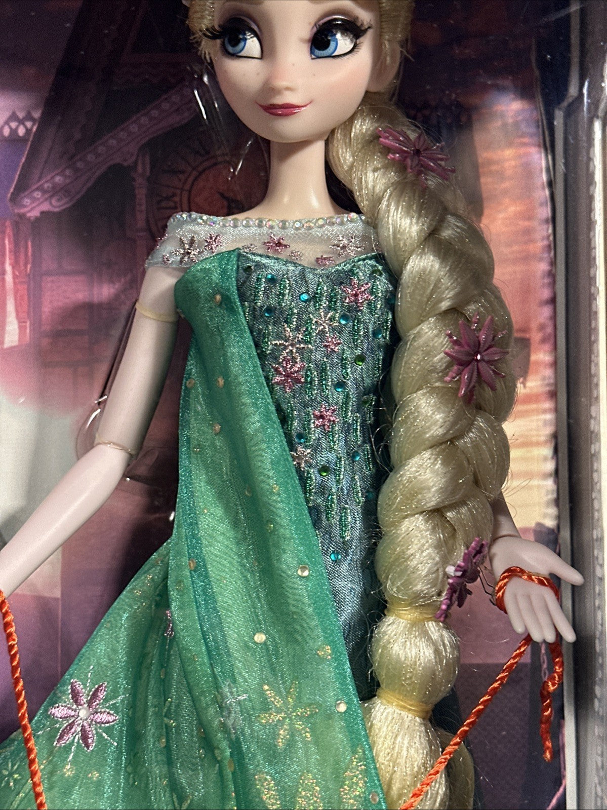 Frozen Elsa 17" Doll Disney Store Limited Edition 5000