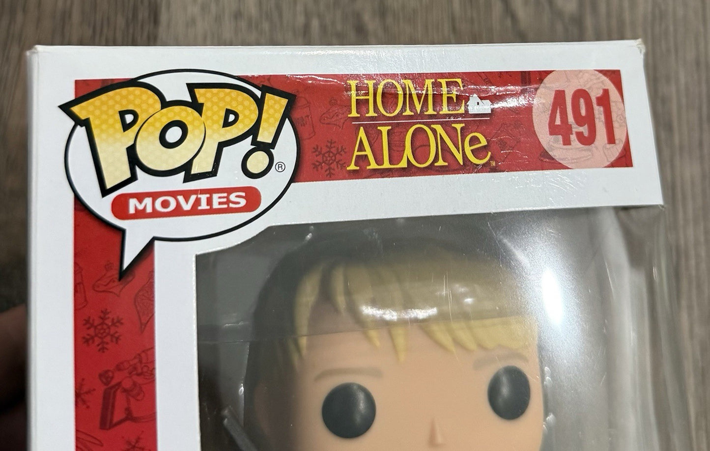 Funko Pop! Home Alone - Kevin McCallister #491 Vaulted w/ Protector BOX FLAWS