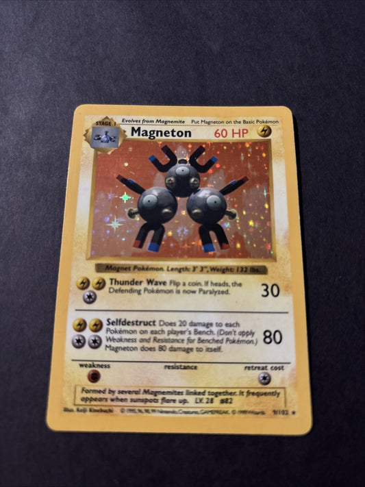 Magneton Base Set Shadowless Holo Rare Pokemon Card 9/102 LP to MP Condition