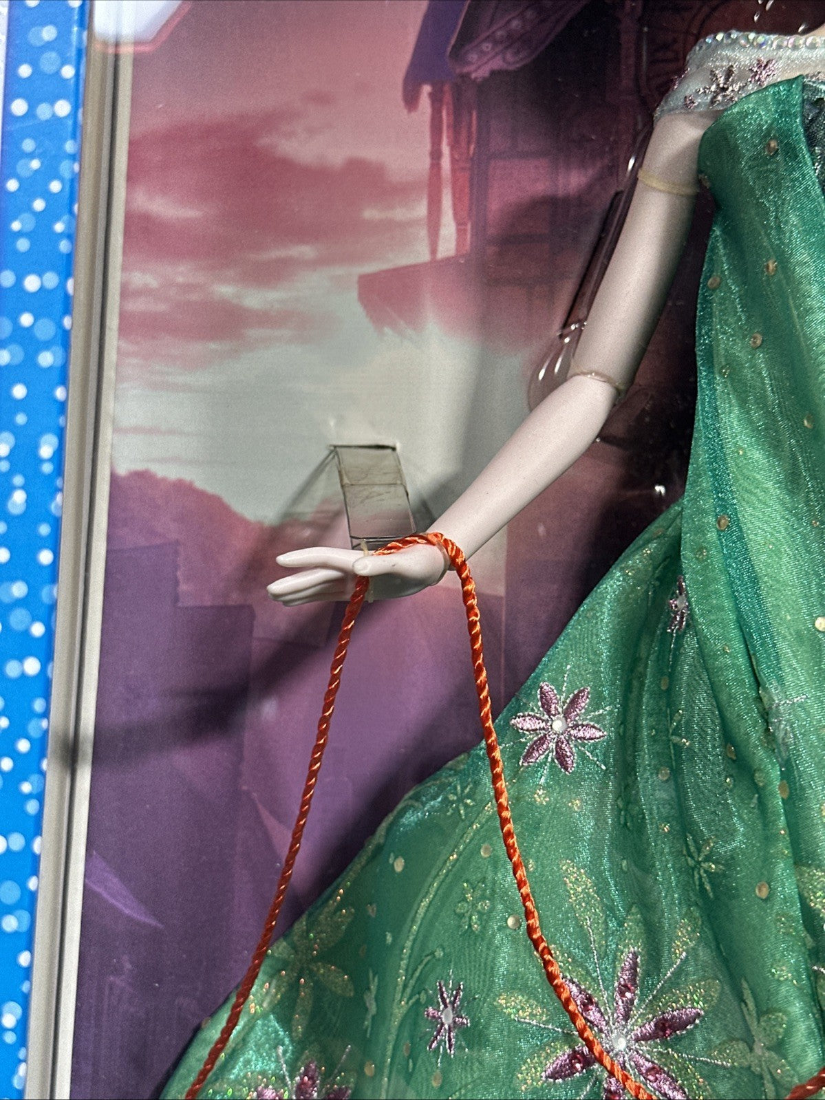 Frozen Elsa 17" Doll Disney Store Limited Edition 5000