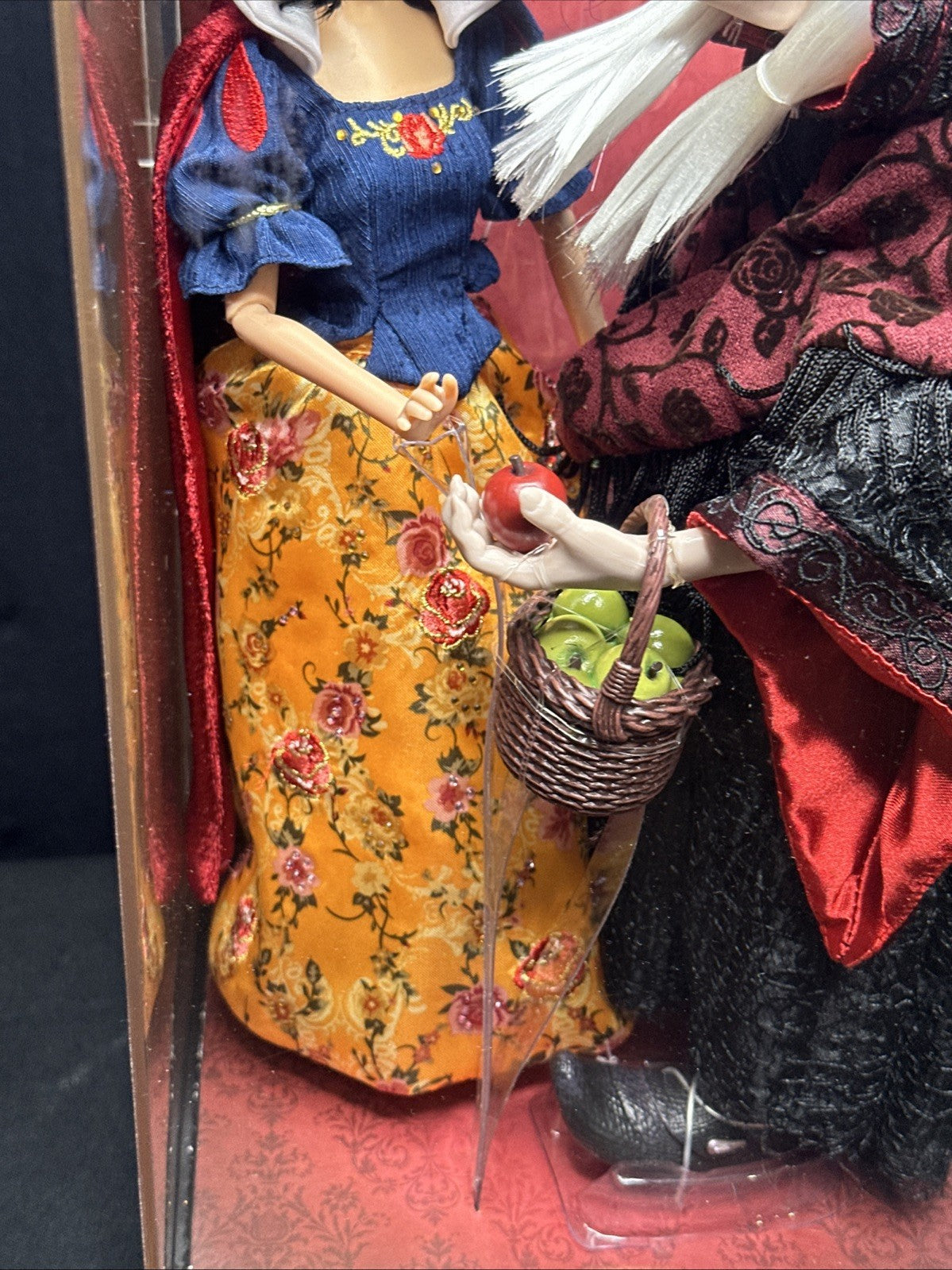 Disney Designer Limited Edition Snow White And The Witch Hag Doll