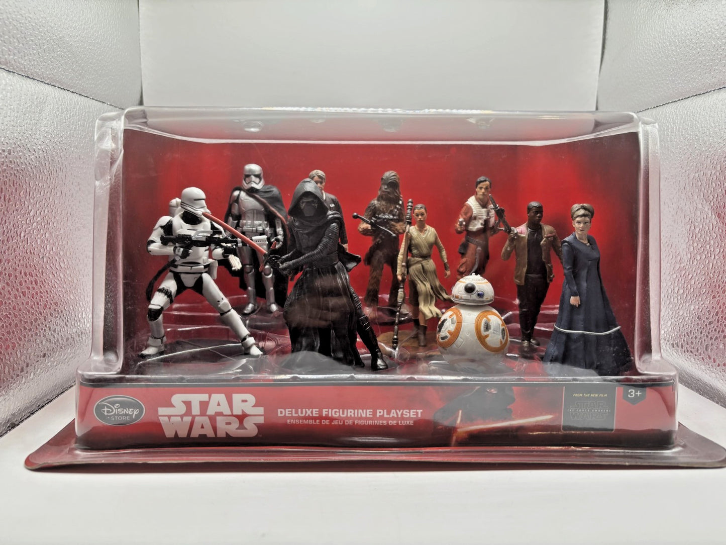 Star Wars The Force Awakens Deluxe Figurine Playset 10 Disney Store BRAND NEW