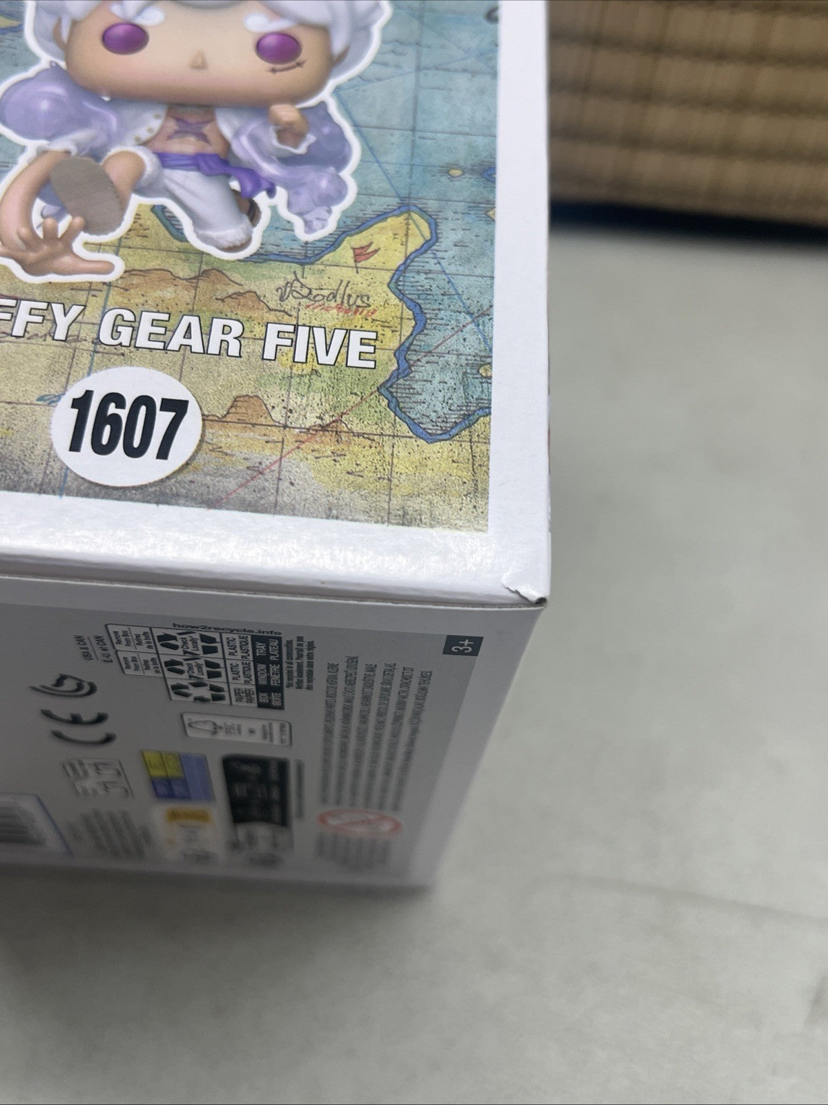 Funko Pop! One Piece Luffy Gear Five #1607 Metallic Vinyl Figure