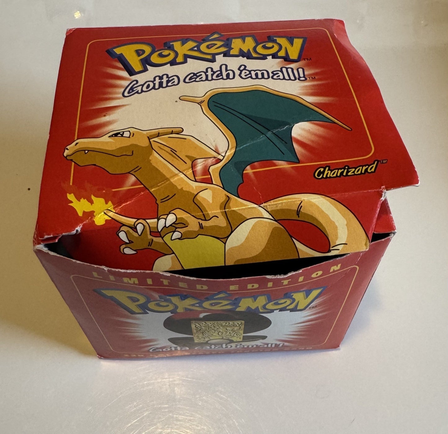 23K Gold Plated CHARIZARD Trading Card 1999 Burger King Pokemon Ball