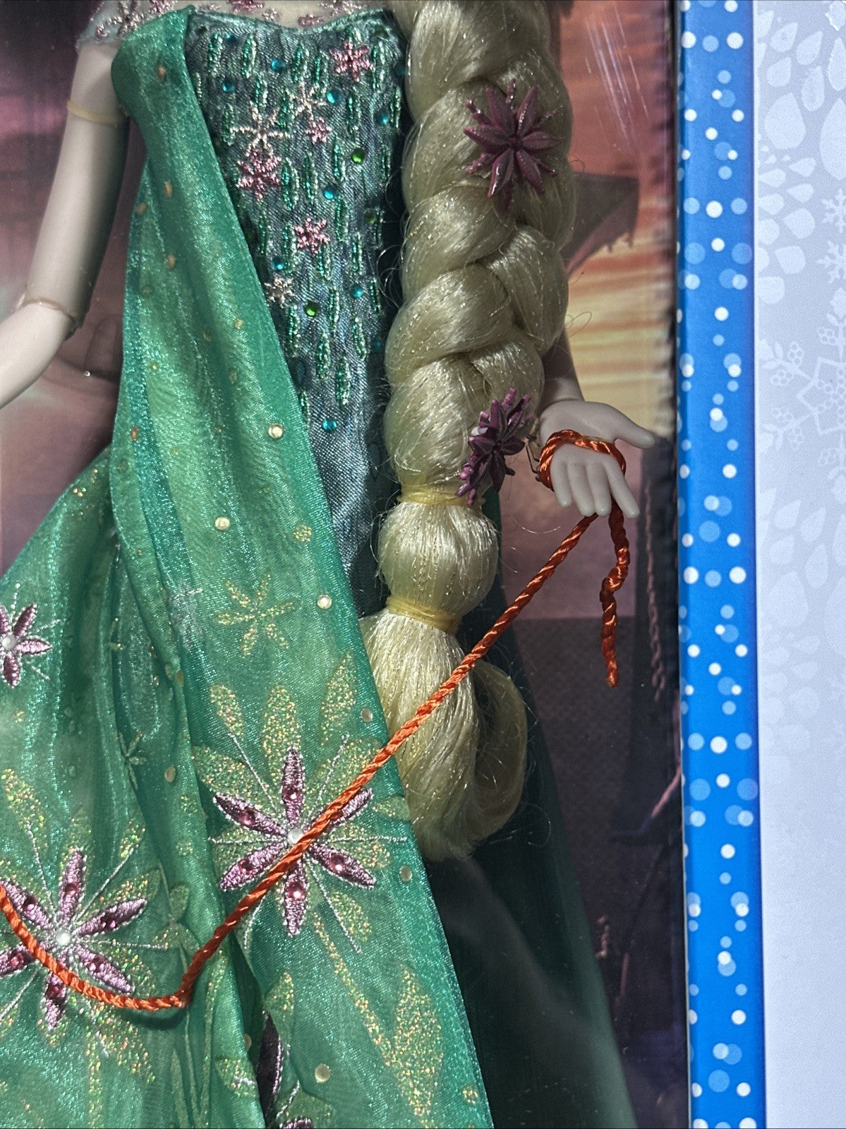 Frozen Elsa 17" Doll Disney Store Limited Edition 5000