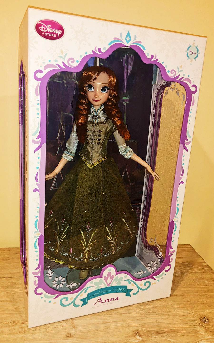 Disney Store Anna Regal Limited Edition Frozen 17" Doll