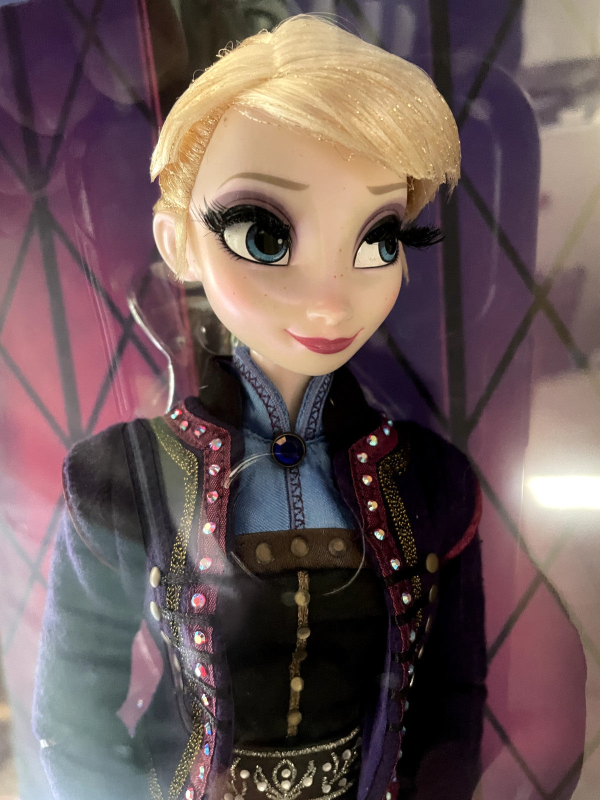 NEW Disney Store Frozen Purple Regal Elsa 17" Doll Limited Edition of 5000 w/COA