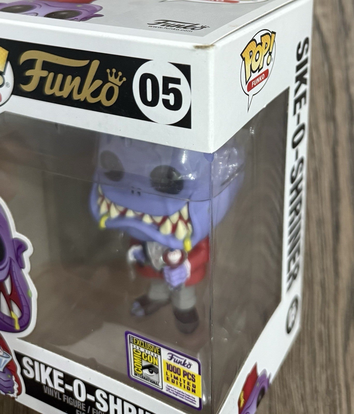 Funko Pop! Sike-O-Shriner #05 2017 SDCC Con Exclusive (LE 1000) w/ Protector