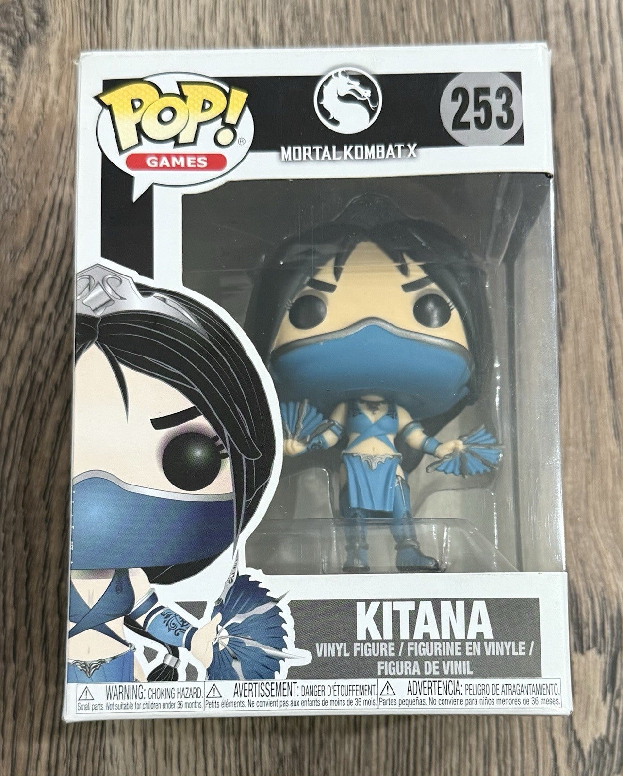 Funko Pop! Games - Mortal Kombat X: Kitana #253 Vaulted w/ Protector BOX DAMAGE