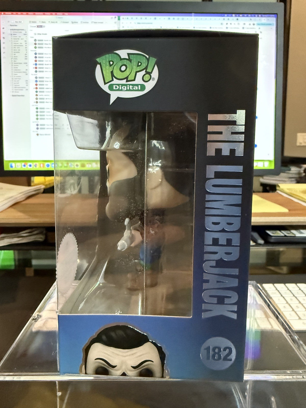 Funko It - Lumberjack (Digital Pop! Release) 182 w/protector