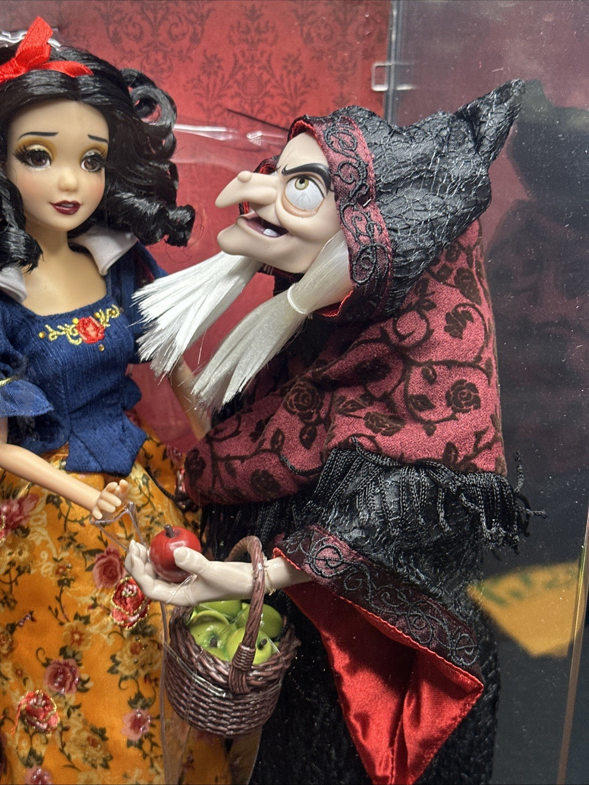 Disney Designer Limited Edition Snow White And The Witch Hag Doll