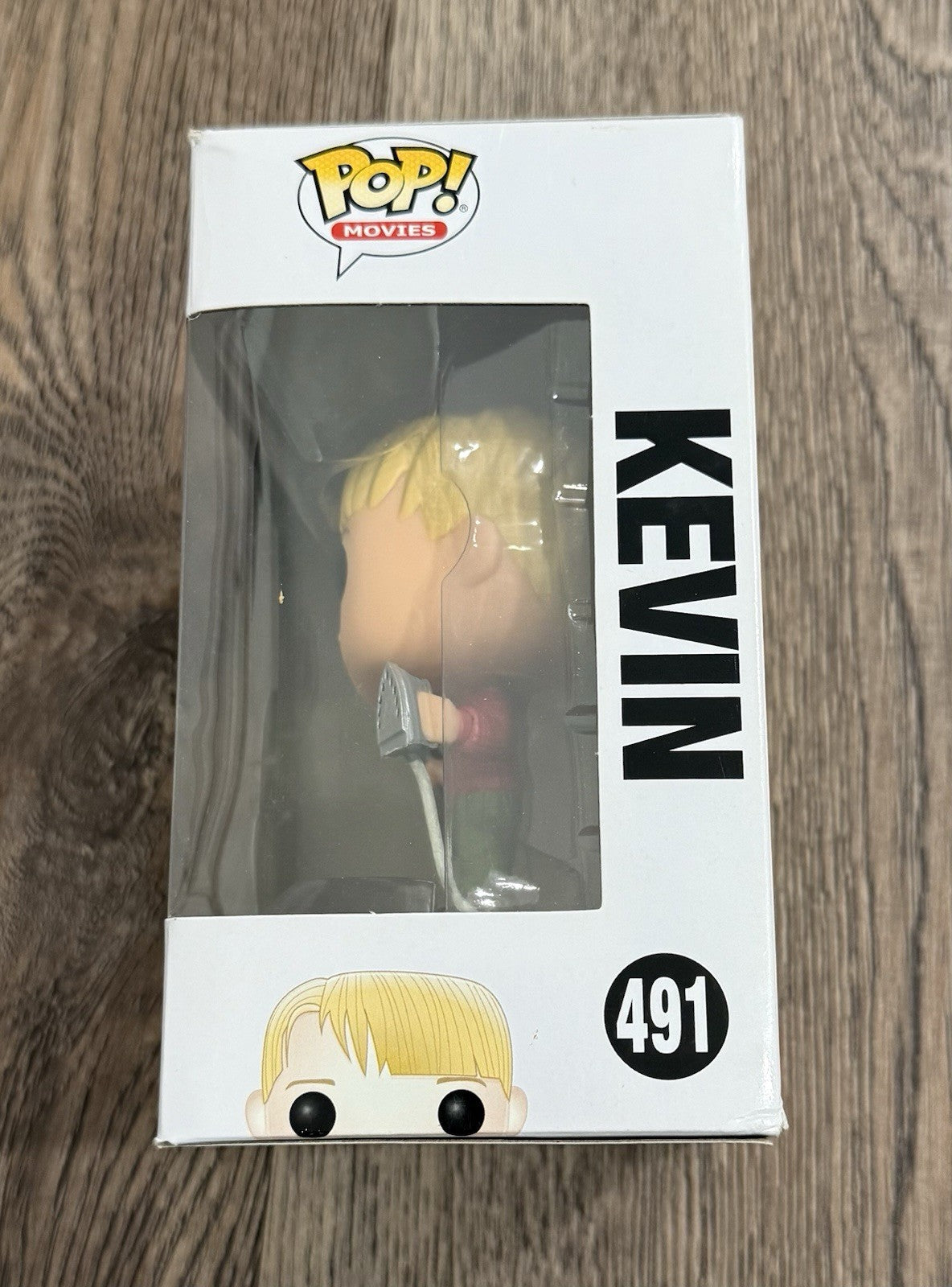 Funko Pop! Home Alone - Kevin McCallister #491 Vaulted w/ Protector BOX FLAWS