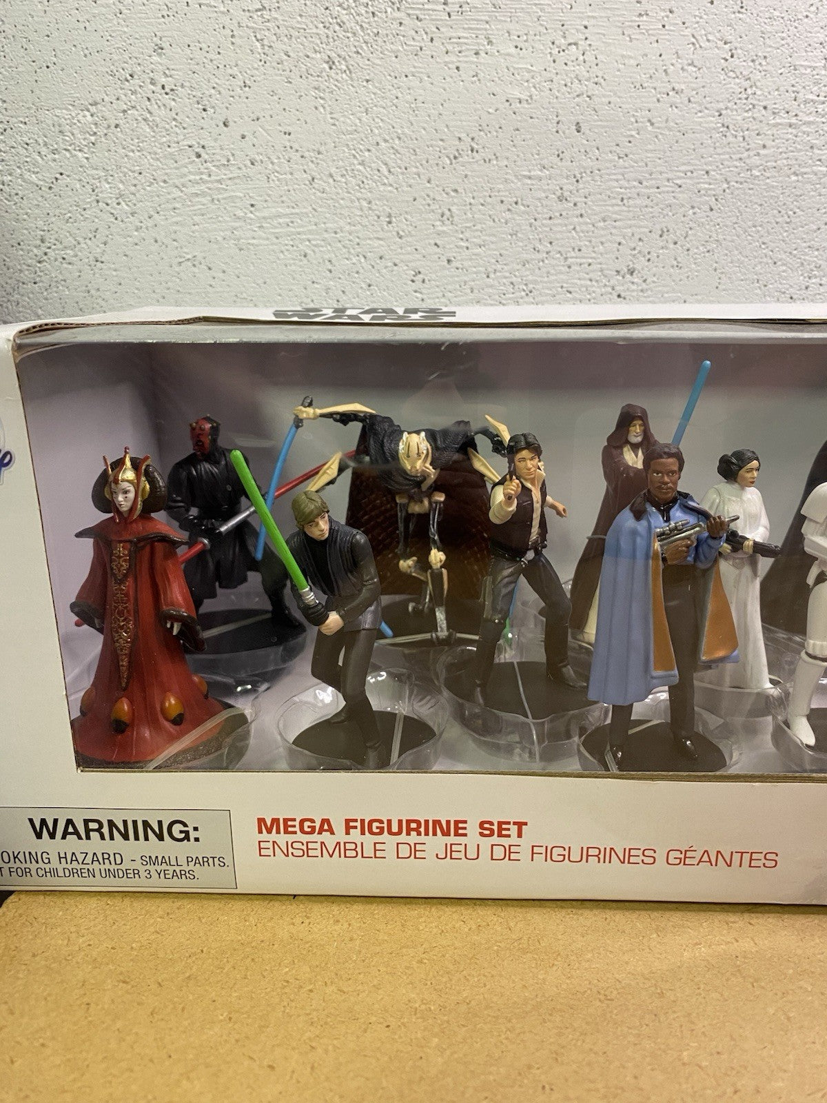 Disney Star Wars 20 Piece Mega Figurine Play Set- Brand New In Box
